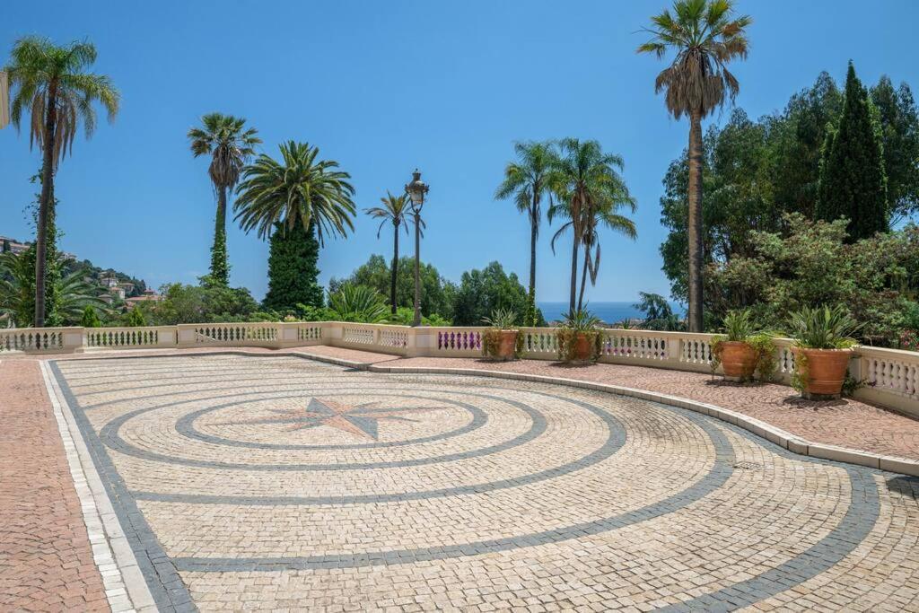 Le Winter Palace - Central - Parking Prive - Palace - Wifi Menton Exterior photo